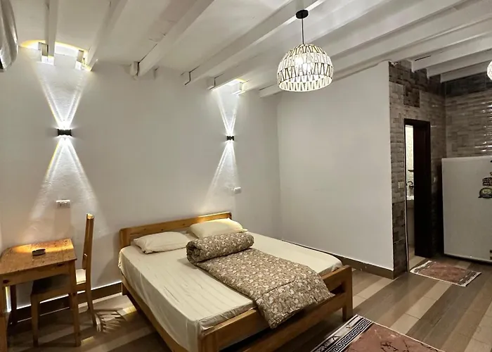 Vip2 House *